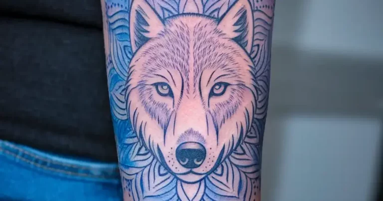 Wolf Tattoo Ideas for Women